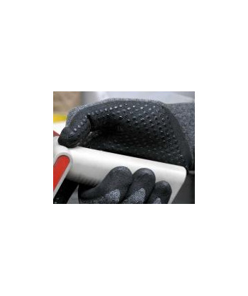 PALMO PUNTINATO PER UN MIGLIORE GRIP